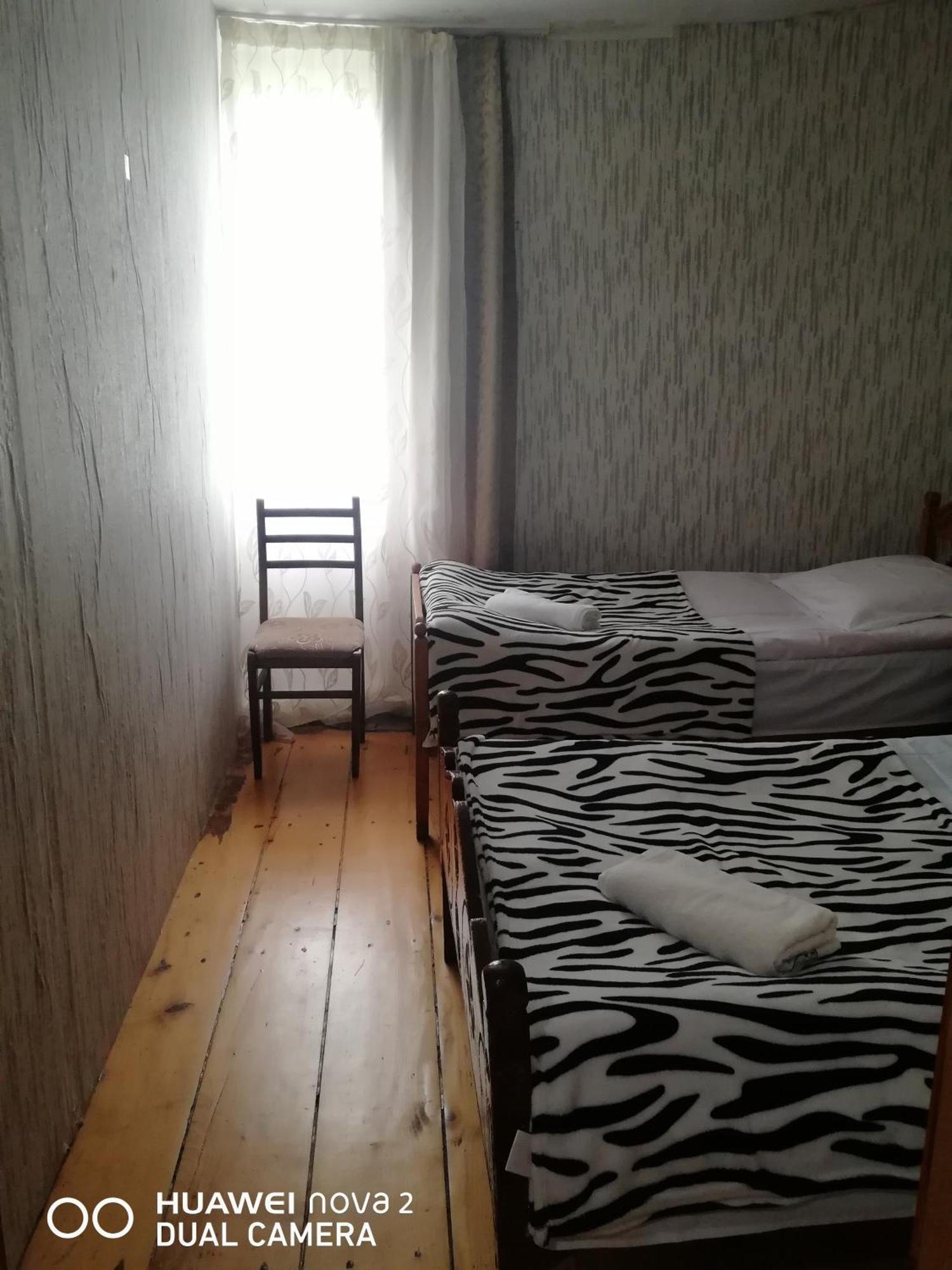 Nora'S Guesthouse Zhabeshi Habitación foto